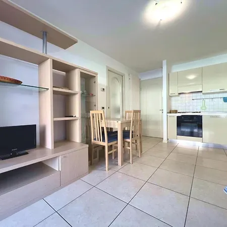 Apartment Relaxing Vacation With Lagoon View In Grado