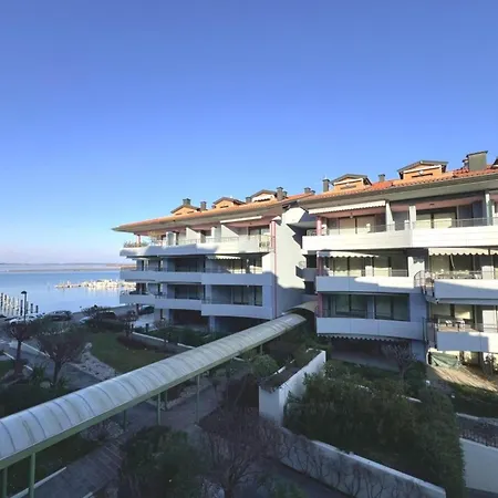 Relaxing Vacation With Lagoon View In Grado
